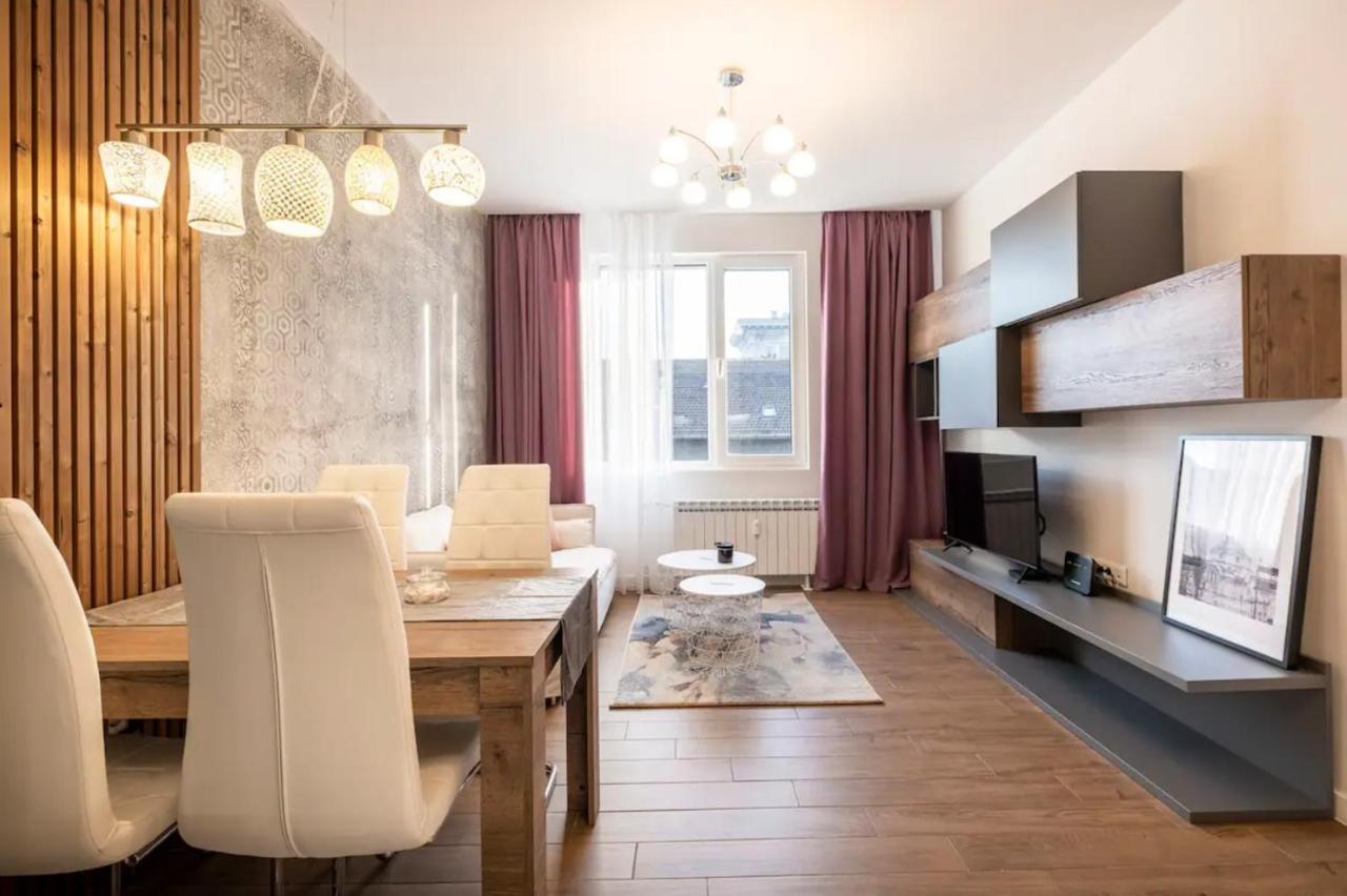 Stylish 1Bdr Central Apartment 소피아 외부 사진