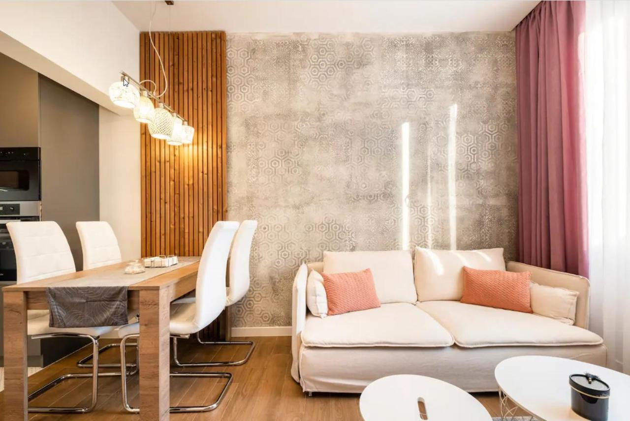Stylish 1Bdr Central Apartment 소피아 외부 사진